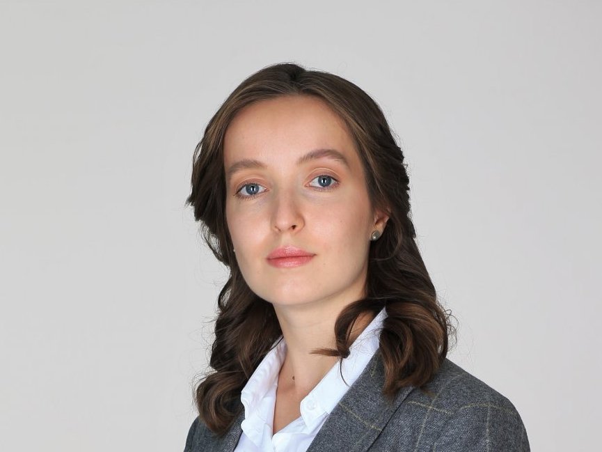 Адвокат Практики уголовного права и процесса ИНФРАЛЕКС, Карина Тамаева выступила с докладом «Публично-правовая ответственность инвестора за манипулирование организованным рынком»